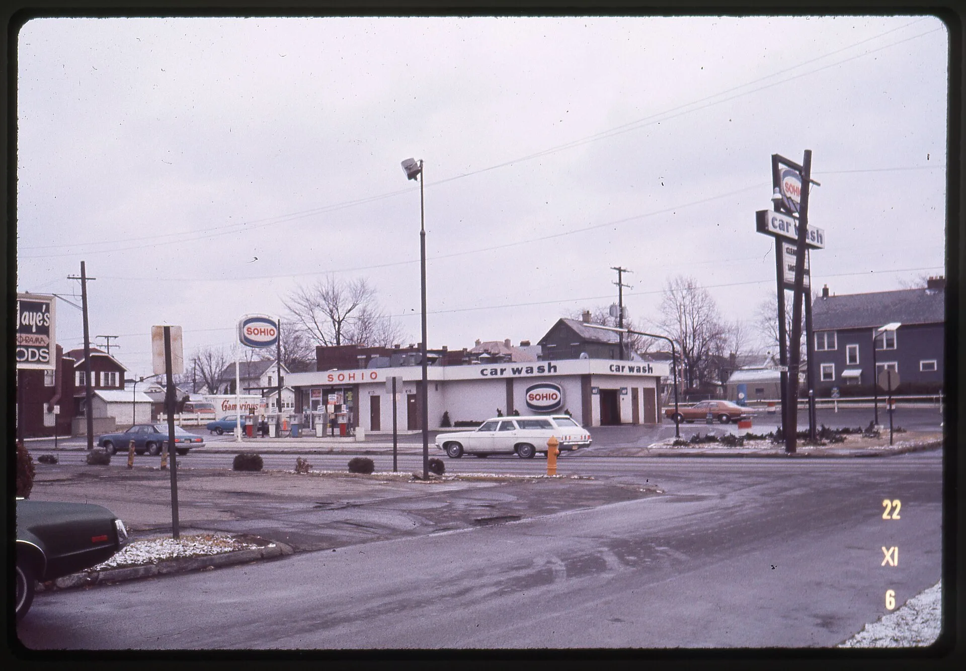 A view looking northeast across the intersection of Parsons Avenue and Moler Street at the Sohio Car Wash, 1400 Parsons Avenue. On the left edge of the picture is a partial sign for Tee Jaye's restaurant, 1385 Parsons Avenue. Pricing car wash services: costs, margin and the market rate
