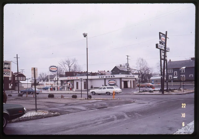 A view looking northeast across the intersection of Parsons Avenue and Moler Street at the Sohio Car Wash, 1400 Parsons Avenue. On the left edge of the picture is a partial sign for Tee Jaye's restaurant, 1385 Parsons Avenue. Pricing car wash services: costs, margin and the market rate