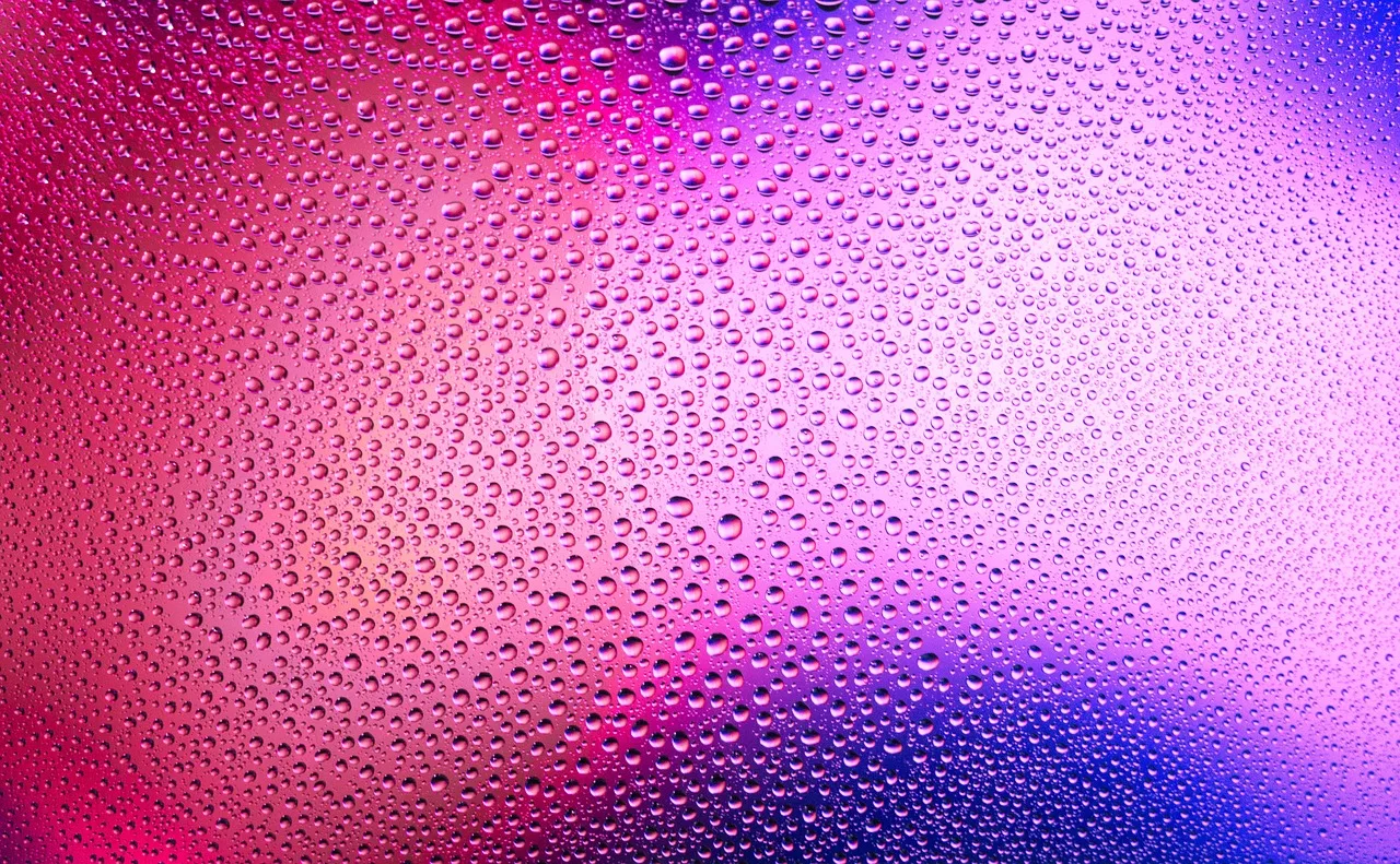 raindrops, droplets, steam, season, frost, rain water, dews, summer, rainy season, brilliant, abstract, structure, color, purple, pink, natural, environment, clean, wash, nature, window. What is changing in the car wash market: the honest picture
